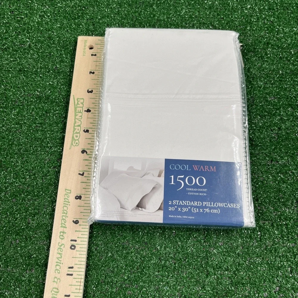 Cool Warm 1500 Thread Ct Set Of 2 White‎ Standard Pillowcases NIP